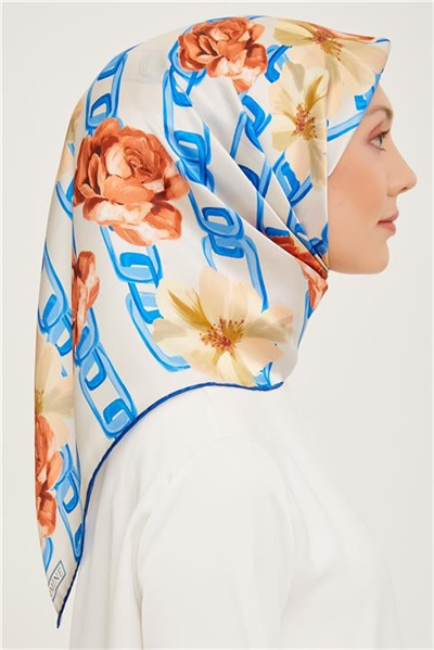 Armine Sura İpek Eşarp 23Ka9034 2 56