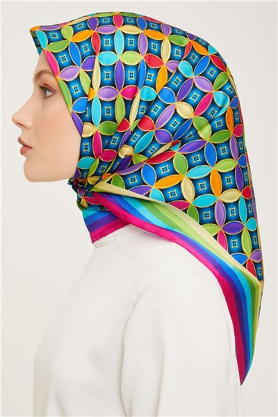 Armine Sura İpek Eşarp 23Ka9036 5 03