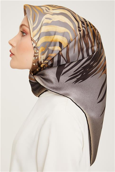 Armine Sura İpek Eşarp 23Ka9038 31