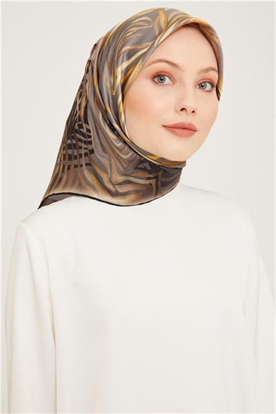 Armine Sura İpek Eşarp 23Ka9038 31