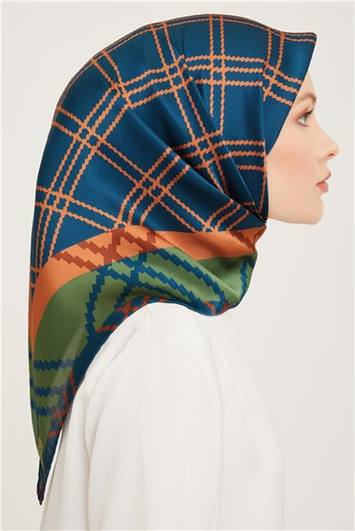 Armine Sura İpek Eşarp 23Ka9040 8 01