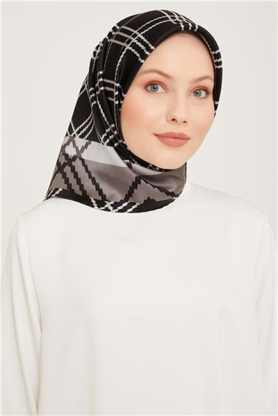 Armine Sura İpek Eşarp 23Ka9040 8 05