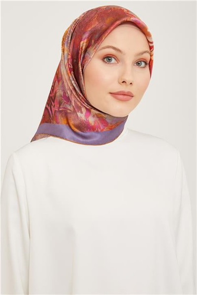 Armine Sura İpek Eşarp 23Ka9041 03