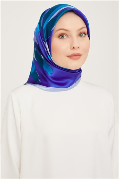 Armine Sura İpek Eşarp 23Ka9042 01