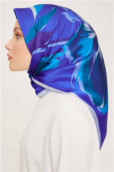 Armine Sura İpek Eşarp 23Ka9042 01