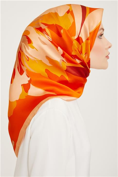 Armine Sura İpek Eşarp 23Ka9042 03