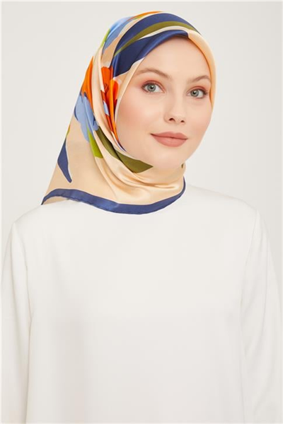 Armine Sura İpek Eşarp 23Ka9042 33