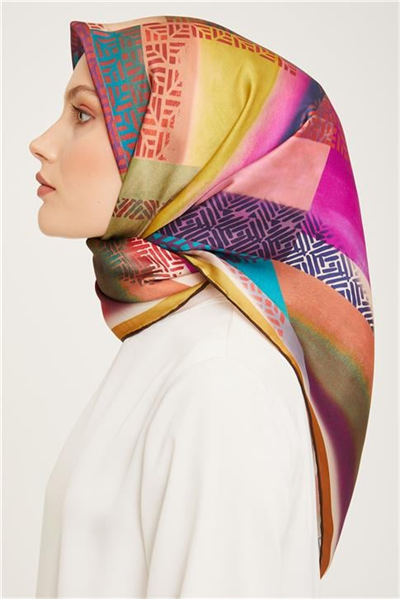 Armine Sura İpek Eşarp 23Ka9044 01