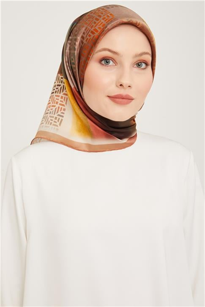 Armine Sura İpek Eşarp 23Ka9044 04