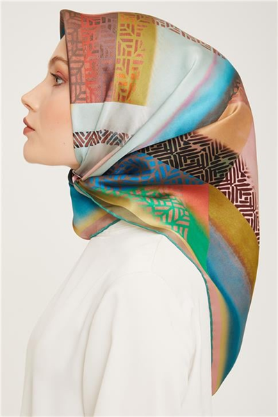Armine Sura İpek Eşarp 23Ka9044 06