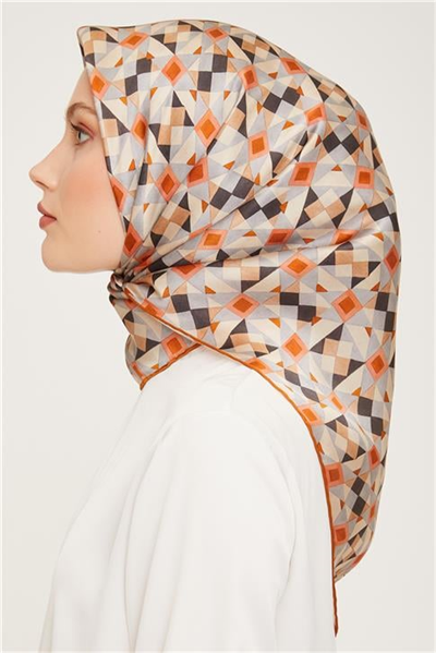 Armine Sura İpek Eşarp 23Ka9045 34