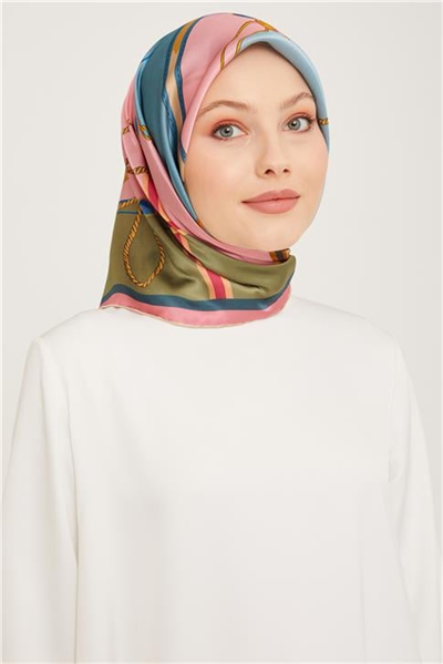 Armine Sura İpek Eşarp 23Ka9046 01