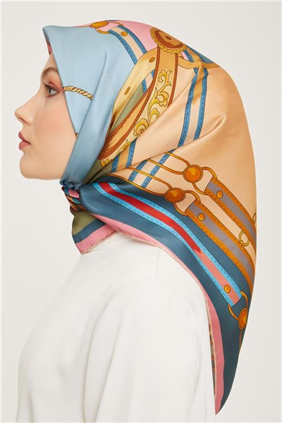 Armine Sura İpek Eşarp 23Ka9046 01
