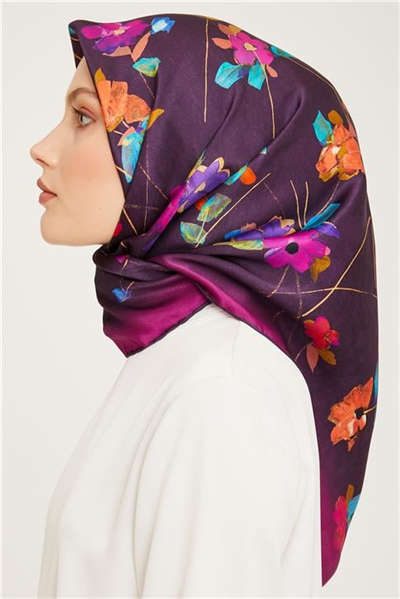 Armine Sura İpek Eşarp 23Ka9048 02