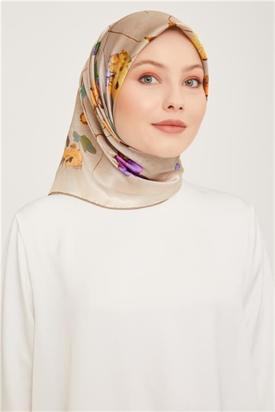 Armine Sura İpek Eşarp 23Ka9048 07