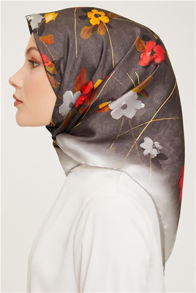 Armine Sura İpek Eşarp 23Ka9048 31