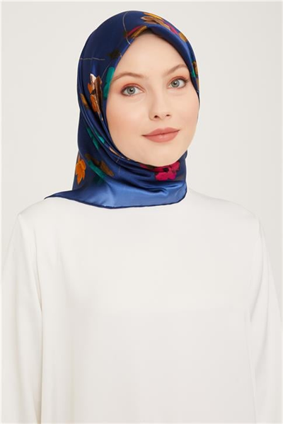 Armine Sura İpek Eşarp 23Ka9048 51