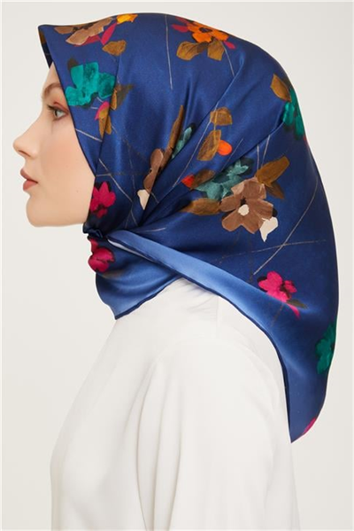 Armine Sura İpek Eşarp 23Ka9048 51