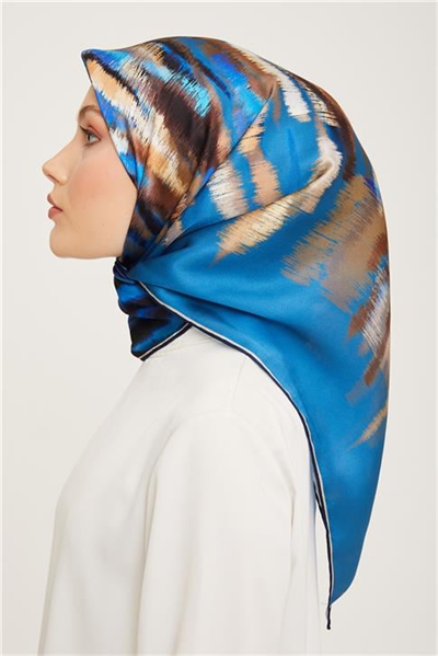 Armine Sura İpek Eşarp 23Ka9049 04