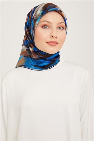 Armine Sura İpek Eşarp 23Ka9049 04