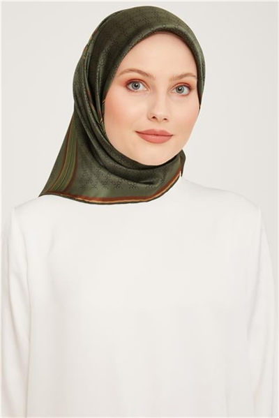 Armine Sura İpek Eşarp 23Ka9054 08