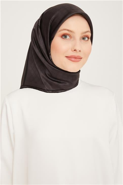 Armine Sura İpek Eşarp 23Ka9054 57