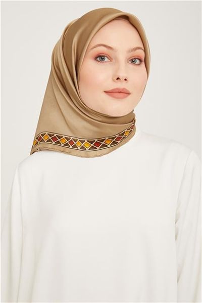 Armine Sura İpek Eşarp 23Ka9057 31 37