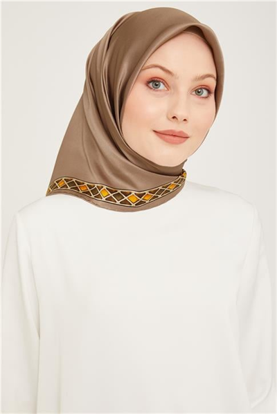 Armine Sura İpek Eşarp 23Ka9057 31 52