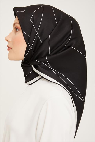 Armine Sura İpek Eşarp 23Ka9061 04