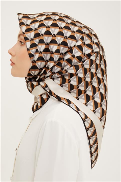 Armine Sura İpek Eşarp 23Ya8903 01