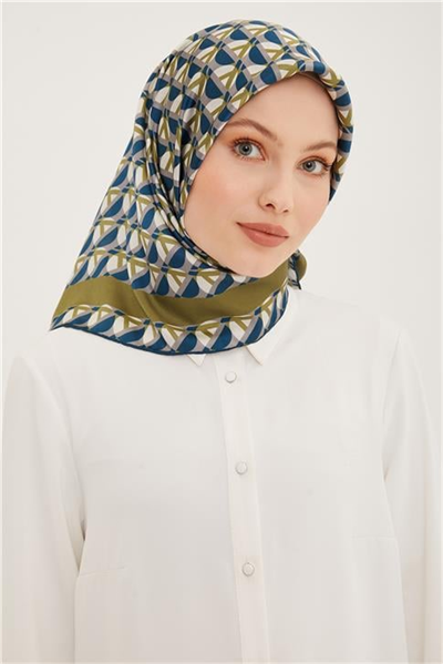 Armine Sura İpek Eşarp 23Ya8903 02