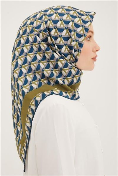 Armine Sura İpek Eşarp 23Ya8903 02