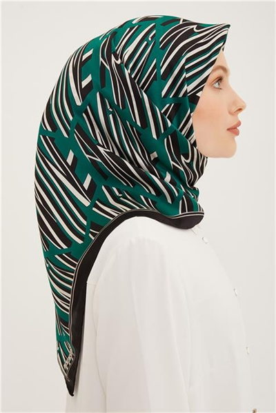 Armine Sura İpek Eşarp 23Ya8911 9 01