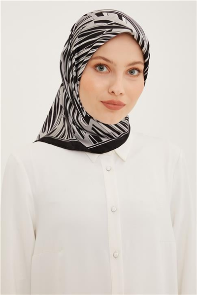 Armine Sura İpek Eşarp 23Ya8911 9 52