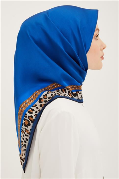 Armine Sura İpek Eşarp 23Ya8912 58 01