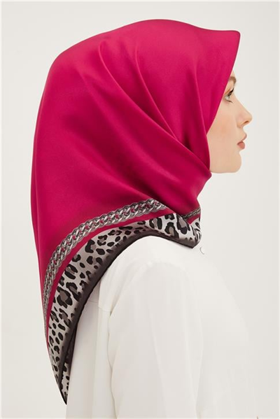 Armine Sura İpek Eşarp 23Ya8912 58 05