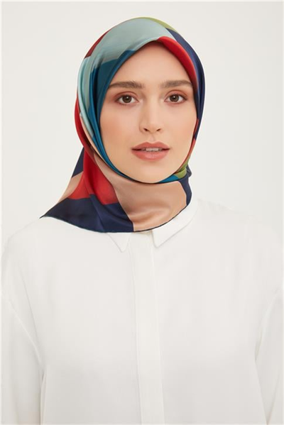Armine Sura İpek Eşarp 23Ya8918 04