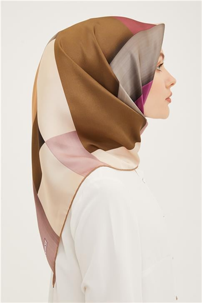 Armine Sura İpek Eşarp 23Ya8918 07
