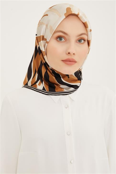 Armine Sura İpek Eşarp 23Ya8919 01