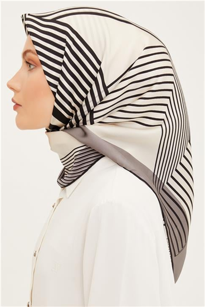 Armine Sura İpek Eşarp 23Ya8921 36