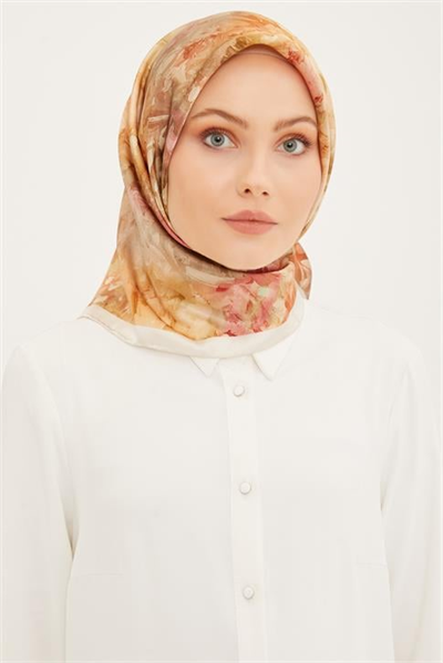 Armine Sura İpek Eşarp 23Ya8922 02