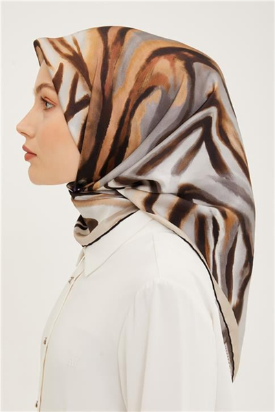 Armine Sura İpek Eşarp 23Ya8929 02