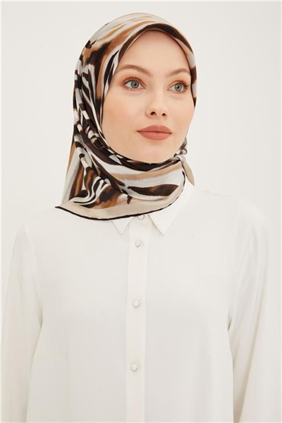 Armine Sura İpek Eşarp 23Ya8929 02