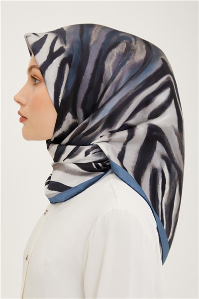 Armine Sura İpek Eşarp 23Ya8929 35