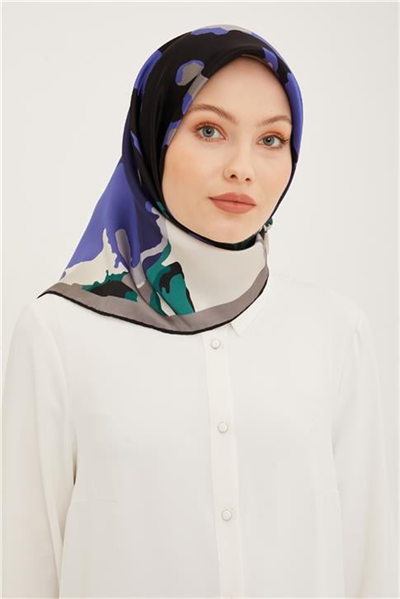 Armine Sura İpek Eşarp 23Ya8935 07