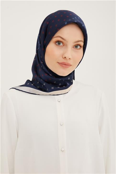 Armine Sura İpek Eşarp 23Ya8936 06