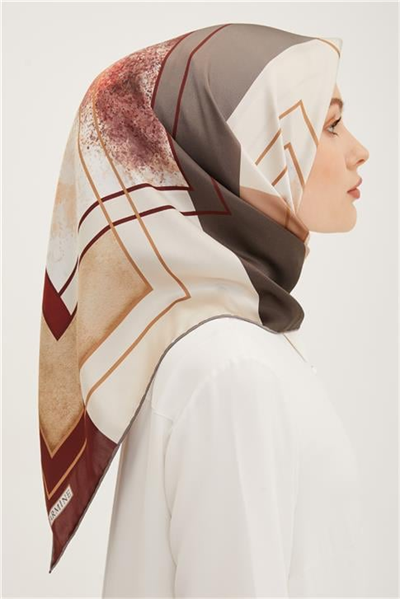 Armine Sura İpek Eşarp 23Ya8939 06