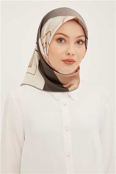 Armine Sura İpek Eşarp 23Ya8939 06