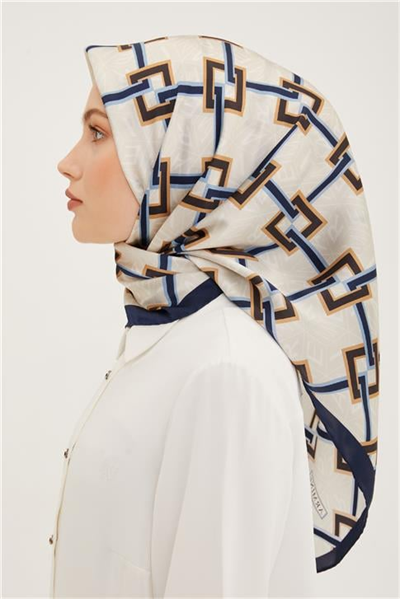 Armine Sura İpek Eşarp 23Ya8940 02
