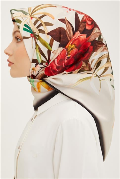 Armine Sura İpek Eşarp 23Ya8941 01